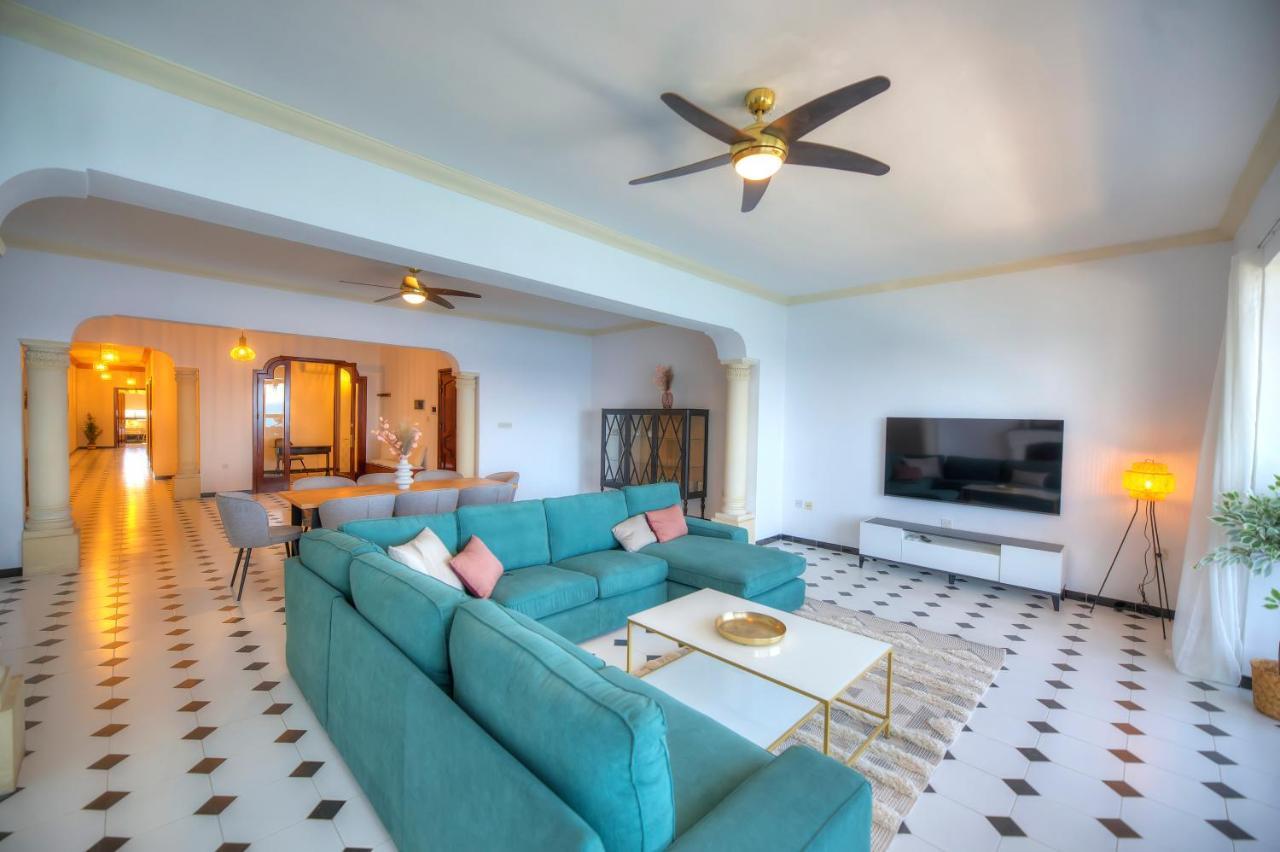 Beautifully Furnished Seafront 4 Bedrooms Goslm-4 Sliema Kültér fotó